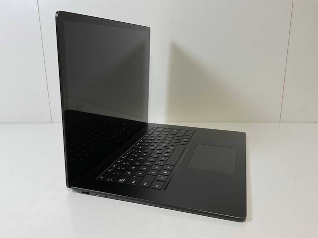 Microsoft corporation surface 3 15”, core(tm) i5 10th gen, 16 gb ram, 256 gb nvme touchscreen laptops (2x) - afbeelding 12 van  17