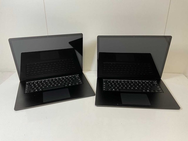 Microsoft corporation surface 3 15”, core(tm) i5 10th gen, 16 gb ram, 256 gb nvme touchscreen laptops (2x) - afbeelding 1 van  16