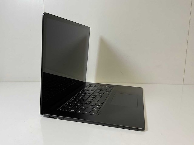 Microsoft corporation surface 3 15”, core(tm) i5 10th gen, 16 gb ram, 256 gb nvme touchscreen laptops (2x) - afbeelding 11 van  16