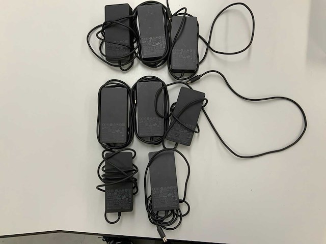 Microsoft service ac-adapter 90w (8x) - afbeelding 1 van  3
