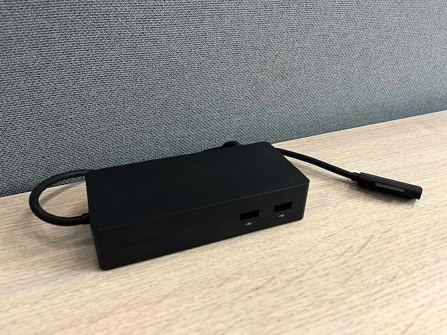 Microsoft surface - 29x dockingstation - afbeelding 1 van  13