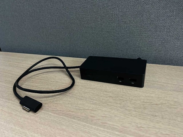 Microsoft surface - 29x dockingstation - afbeelding 10 van  13
