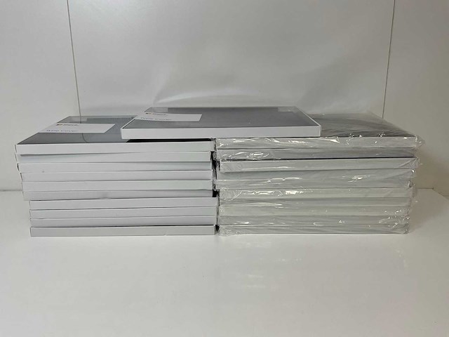 Microsoft surface (1725), type cover black for surface pro keyboard (new) (21x) - afbeelding 1 van  5