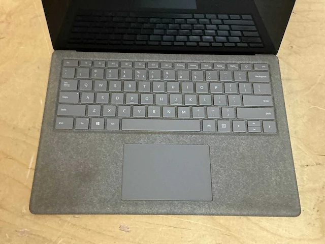 Microsoft surface 1769 laptop - afbeelding 3 van  4