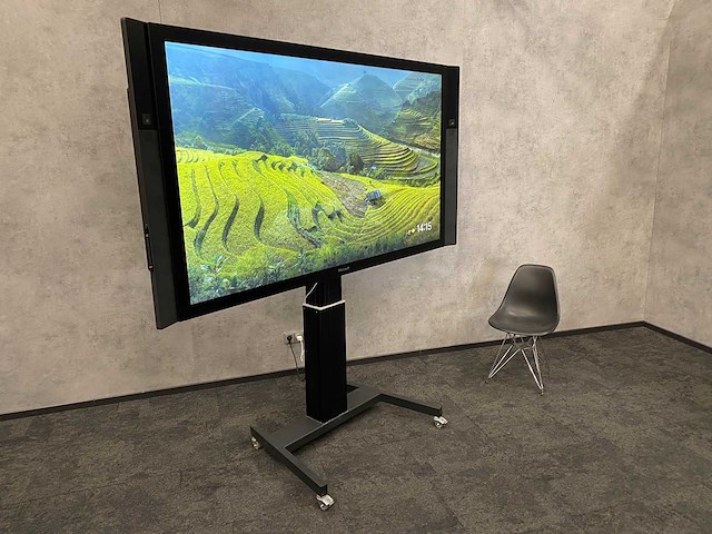 Microsoft surface hub 3 - 84" 4k uhd interactief whiteboard met lift - afbeelding 10 van  18