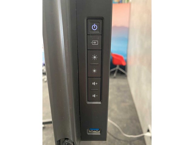 Microsoft surface hub 3 - 84" 4k uhd interactief whiteboard met lift - afbeelding 14 van  18