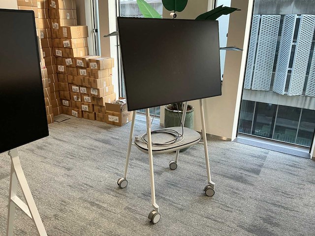 Microsoft surface hub - afbeelding 5 van  12