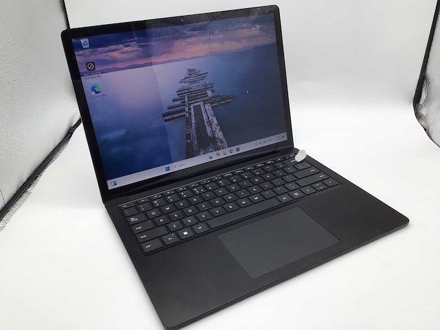Microsoft surface laptop 5 i5 12th gen touch laptop - afbeelding 1 van  3