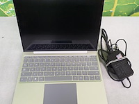 Microsoft surface laptop 602 | model 2013 - afbeelding 1 van  4