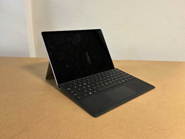 Microsoft surface pro 8 (1982) laptop - afbeelding 1 van  3