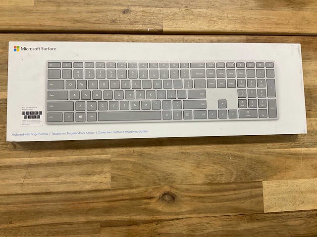 Microsoft surface toetsenbord - afbeelding 1 van  3