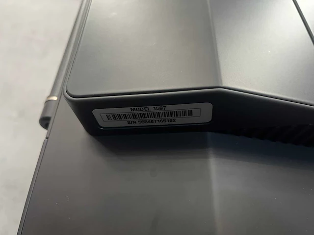 Microsoft surfacehub 1597 - 55" all in one touch pc - afbeelding 9 van  18