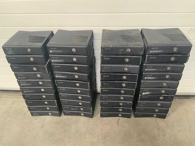 Microsoft xbox 360 s console (40x) - afbeelding 3 van  6