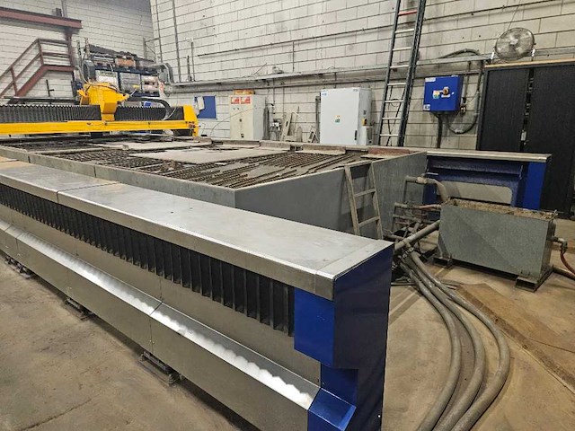 Microstep - 2019 - aquacut 6001.25 ww - waterstraalsnijmachine - afbeelding 14 van  19