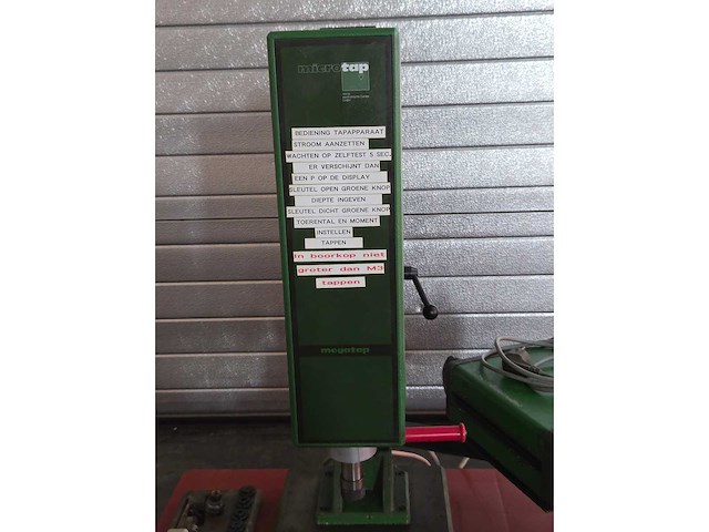 Microtap - 1990 - megatap 90-g10 - tapmachine - afbeelding 5 van  17
