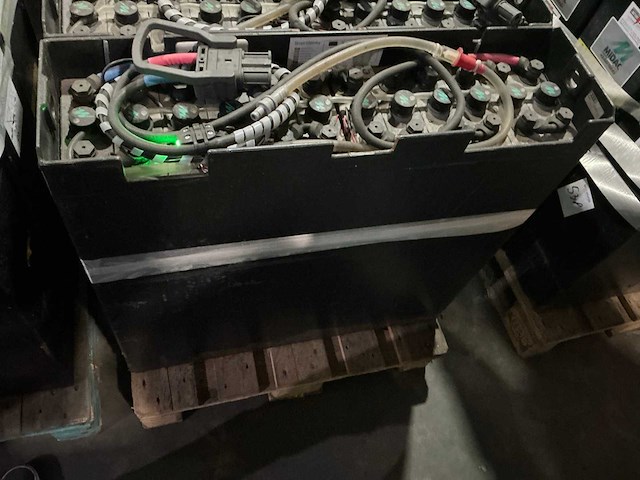 Midac 12x3mdl155n-ct 24v accu - afbeelding 1 van  2