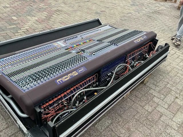 Midas - heritage 3000 complete set - analog mixing console - afbeelding 9 van  12
