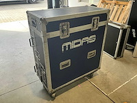 Midas pro 2c digitale mengtafel met flightcase met dl251 stagebox - afbeelding 6 van  11
