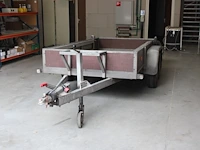 Midddenas aanhanger anssems met kenteken wd-pz-72. datum eerste toelating . maximale massa 2000 kg onderdeel van combinatiekavel combinatiekavel van mobiele schaarlift genie en aanhanger anssems met oprijplaten. kavels m012 en m013