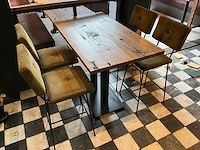 Middelhoge bartafel met 4 barkrukken - afbeelding 1 van  7