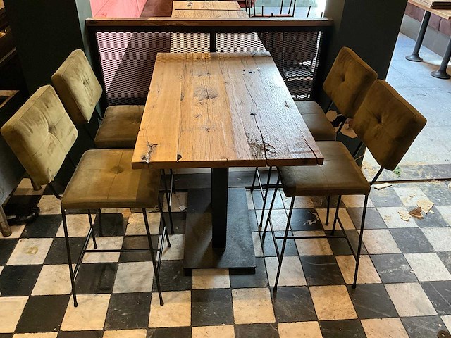 Middelhoge bartafel met 4 barkrukken - afbeelding 2 van  7