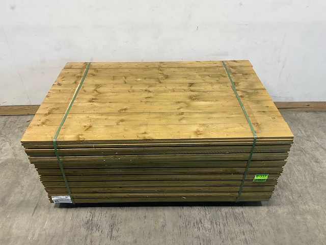 Midden-europees vuren plank fijnbezaagd 179,5x14,5x1,9 cm (200x) - afbeelding 2 van  7