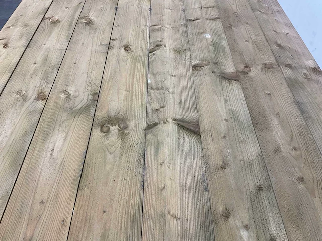 Midden-europees vuren plank fijnbezaagd 179,5x14,5x1,9 cm (200x) - afbeelding 3 van  7