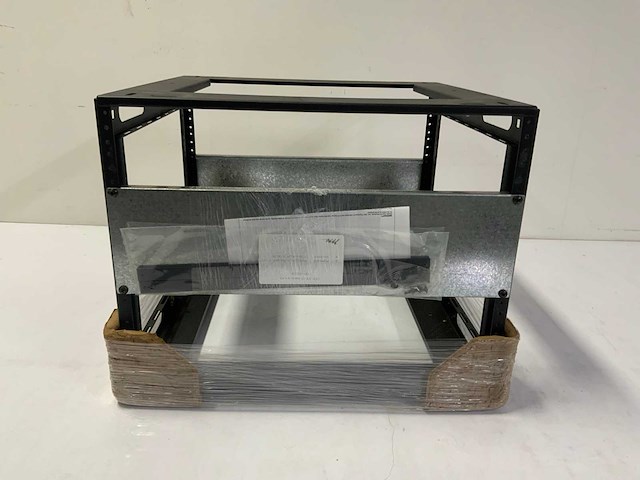 Middle atlantic cfr-8-18 frame inbouwkast - afbeelding 4 van  5