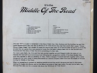 Middle of the road - afbeelding 2 van  5