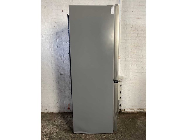 Midea merb345mgc02 koel-vriescombinatie - afbeelding 2 van  9