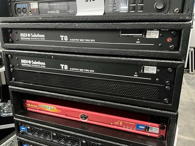 Midi solutions t8 thru box (2x) - afbeelding 1 van  5