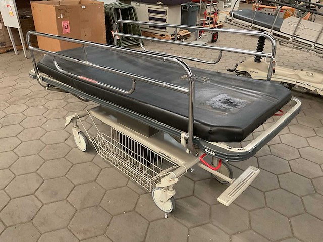 Midmark 545 ziekenhuisbed - afbeelding 2 van  7