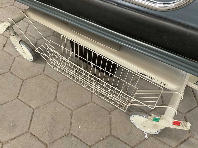 Midmark 545 ziekenhuisbed - afbeelding 6 van  7