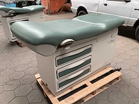 Midmark ritter 204 examination table - afbeelding 2 van  6