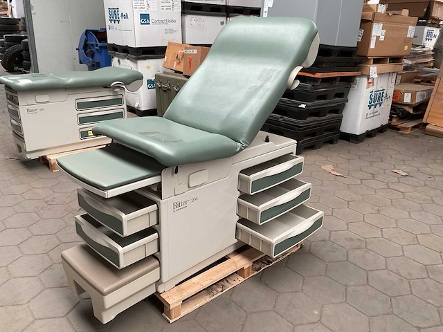 Midmark ritter 204 examination table - afbeelding 5 van  6