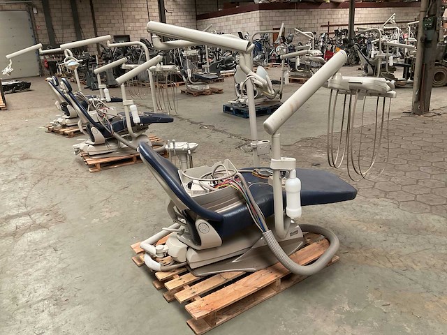 Midmark tandartsstoel - afbeelding 4 van  7