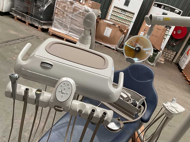 Midmark tandartsstoel - afbeelding 7 van  7