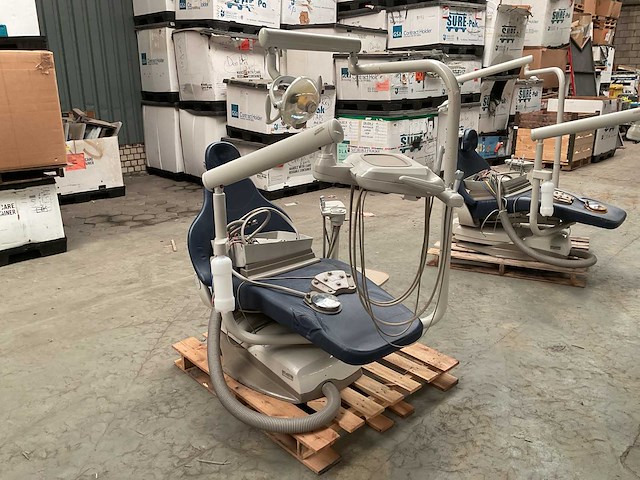 Midmark tandartsstoel - afbeelding 1 van  7