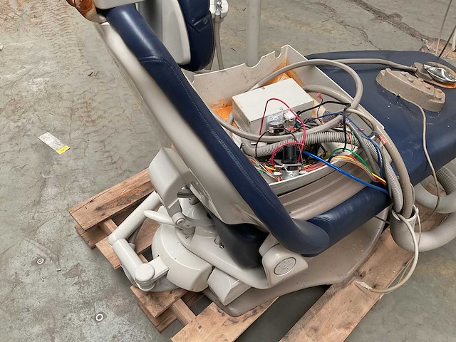 Midmark tandartsstoel - afbeelding 5 van  7