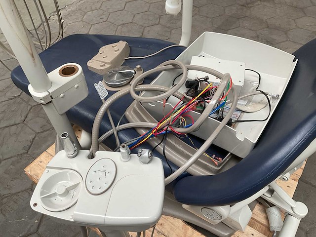 Midmark tandartsstoel - afbeelding 5 van  7