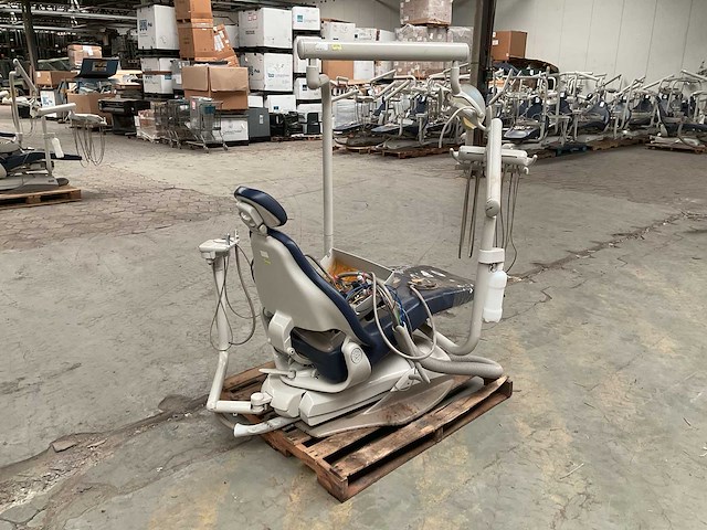 Midmark tandartsstoel - afbeelding 5 van  6