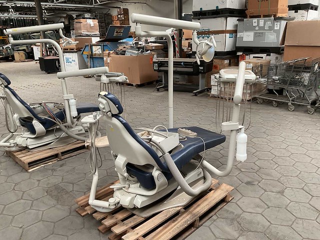 Midmark tandartsstoel - afbeelding 4 van  6