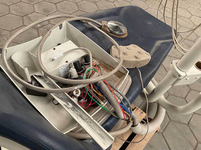 Midmark tandartsstoel - afbeelding 6 van  7