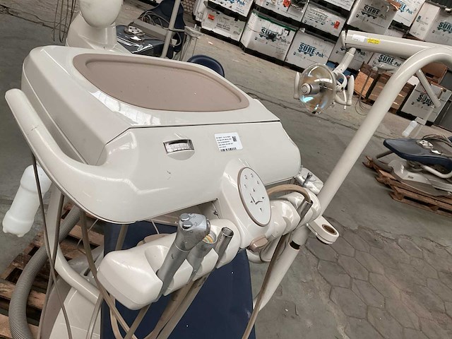 Midmark tandartsstoel - afbeelding 7 van  7