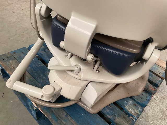 Midmark tandartsstoel - afbeelding 5 van  7
