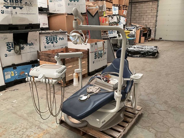 Midmark tandartsstoel - afbeelding 2 van  7