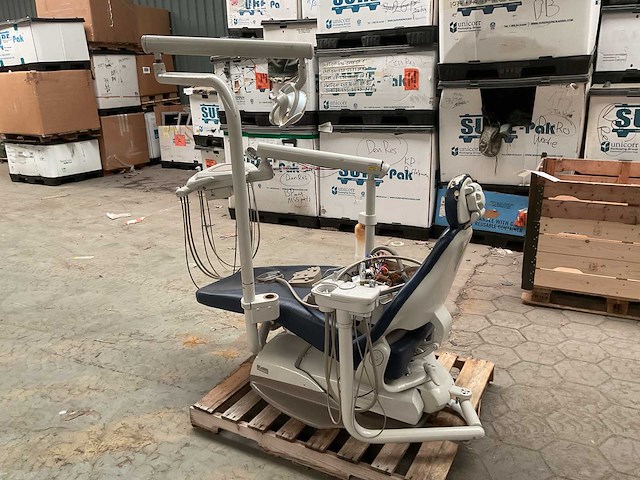 Midmark tandartsstoel - afbeelding 3 van  7