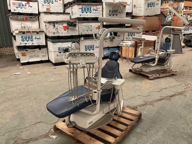 Midmark tandartsstoel - afbeelding 2 van  7