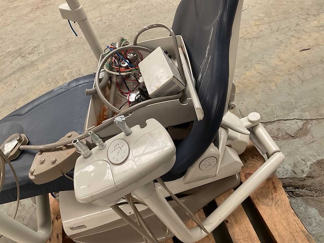 Midmark tandartsstoel - afbeelding 7 van  7