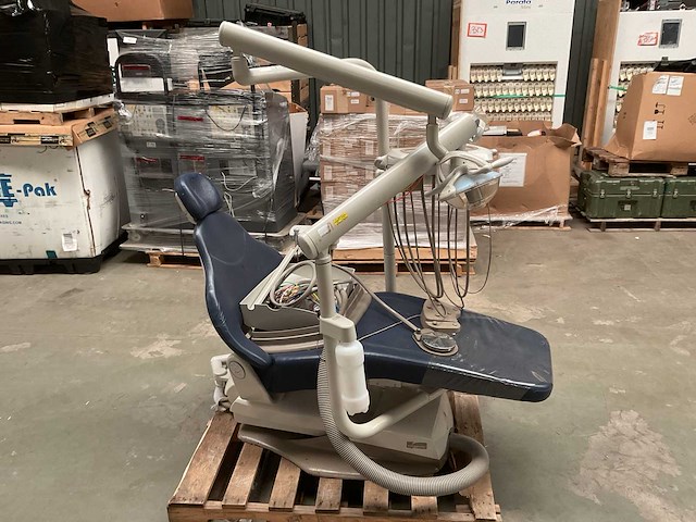 Midmark tandartsstoel - afbeelding 7 van  7